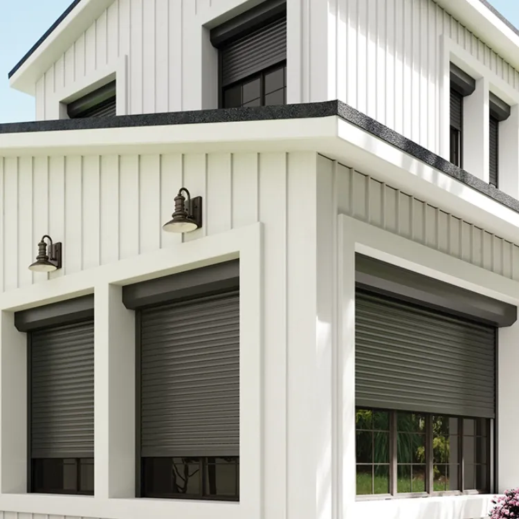 Persianas de aluminio extrusionado instaladas en vivienda moderna de Zaragoza