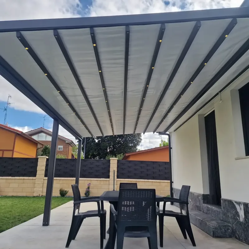 Pérgola tensada Fulvia — Vivienda unifamiliar, Zaragoza