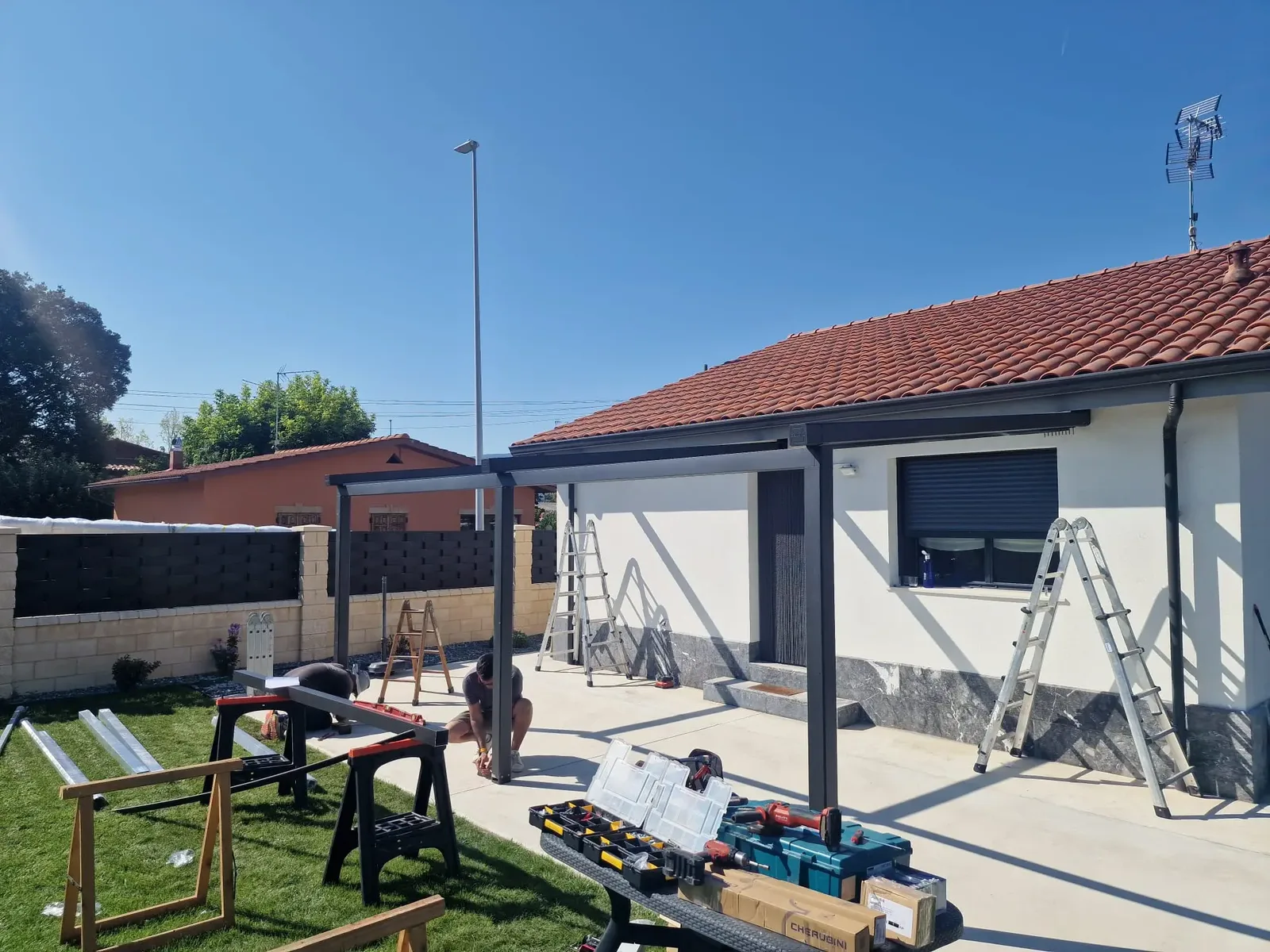 Pérgola tensada Fulvia en Vivienda unifamiliar, Zaragoza — foto 11