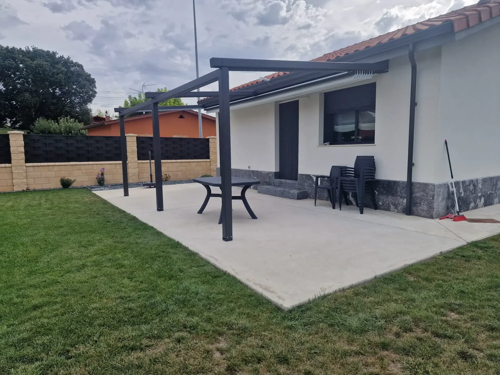 Pérgola tensada Fulvia en Vivienda unifamiliar, Zaragoza — foto 3